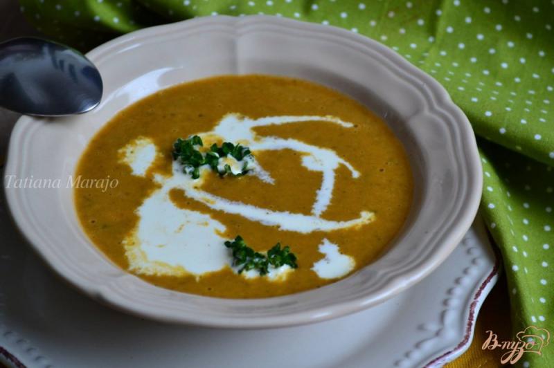 Фото приготовление рецепта: Овощной суп с печеной тыквой шаг №7