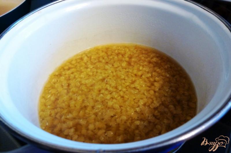 Фото приготовление рецепта: Суп-пюре из чечевицы с беконом шаг №1
