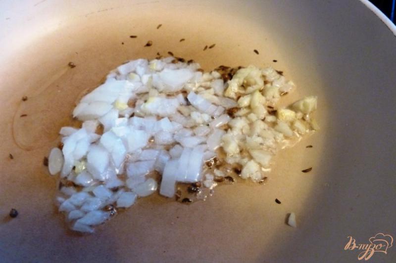 Фото приготовление рецепта: Суп-пюре из чечевицы с беконом шаг №3