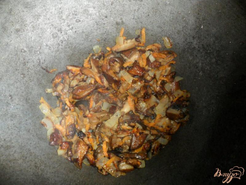 Фото приготовление рецепта: Жаркое постное с грибами шаг №3
