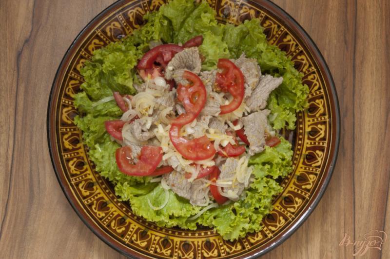 Фото приготовление рецепта: Мясной салат с помидорами шаг №5