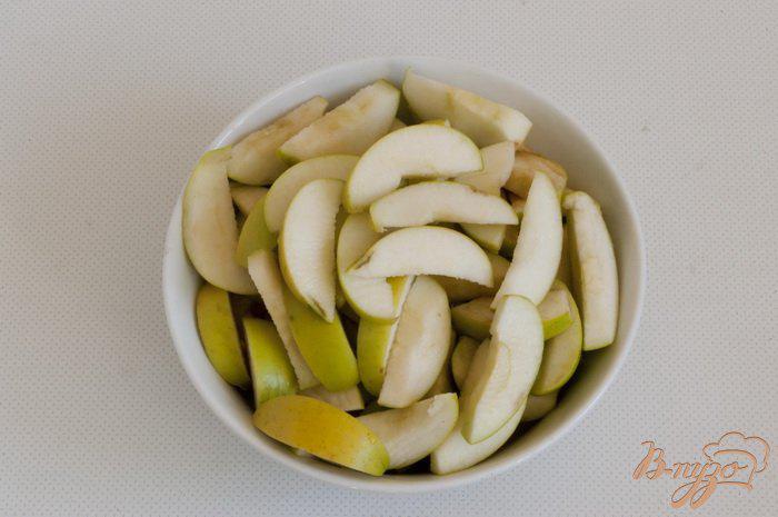Фото приготовление рецепта: Нормандский пирог с яблоками шаг №1