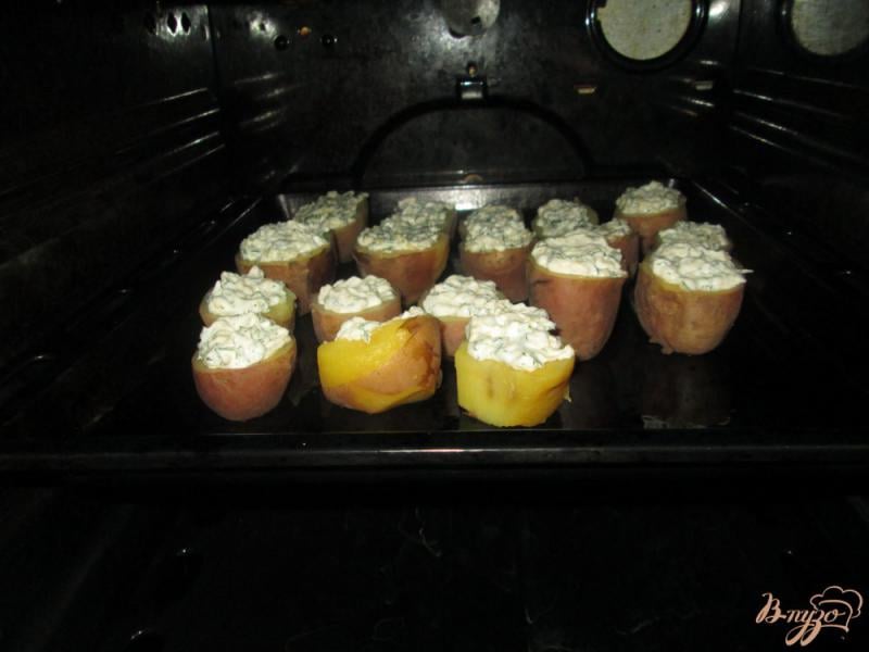 Фото приготовление рецепта: Чесночная картошка шаг №8