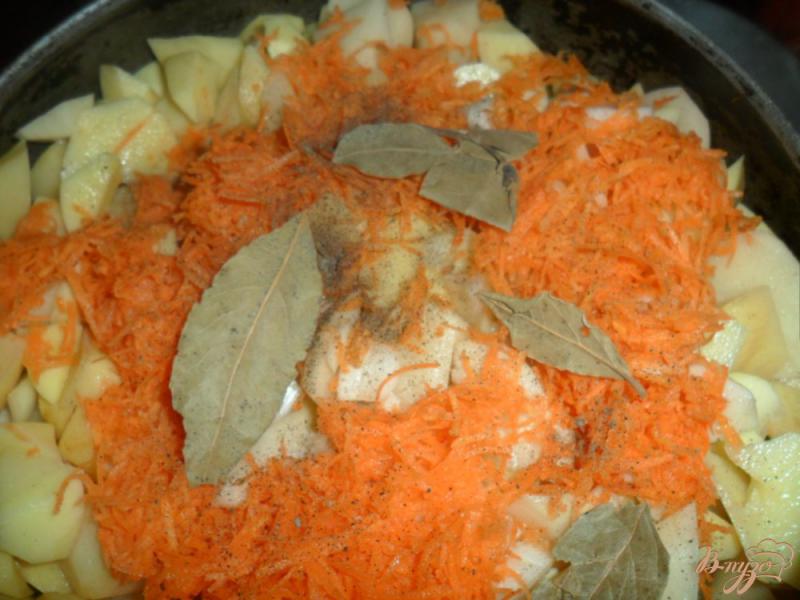 Фото приготовление рецепта: Тушеный картофель с салом шаг №2