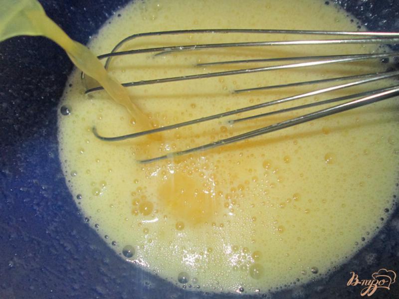 Фото приготовление рецепта: Апельсиновые маффини шаг №2