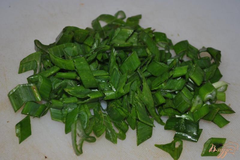 Фото приготовление рецепта: Салат с красной капустой шаг №3