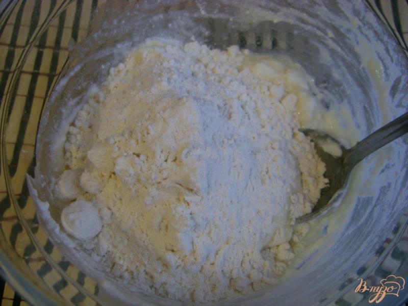 Фото приготовление рецепта: Влажный творожный кекс шаг №3