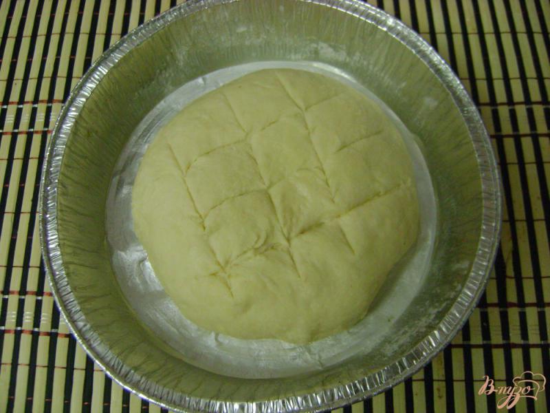 Фото приготовление рецепта: Кефирный хлеб на манке шаг №4