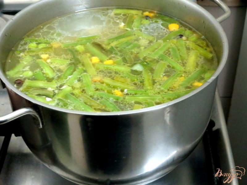 Фото приготовление рецепта: Суп овощной с кус - кусом шаг №4
