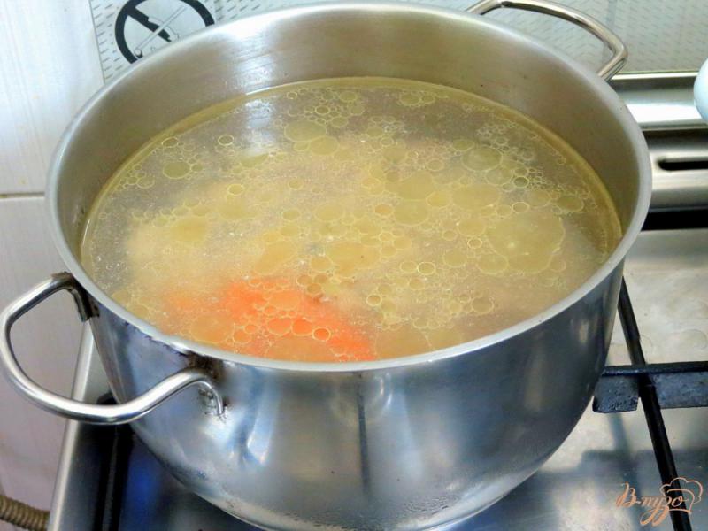 Фото приготовление рецепта: Суп овощной с кус - кусом шаг №1