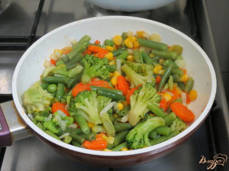 Фото приготовление рецепта: Суп овощной с кус - кусом шаг №3