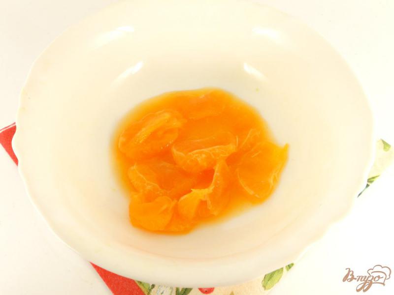 Фото приготовление рецепта: Сельдь со свеклой в сметанно-мандариновой заправке шаг №1