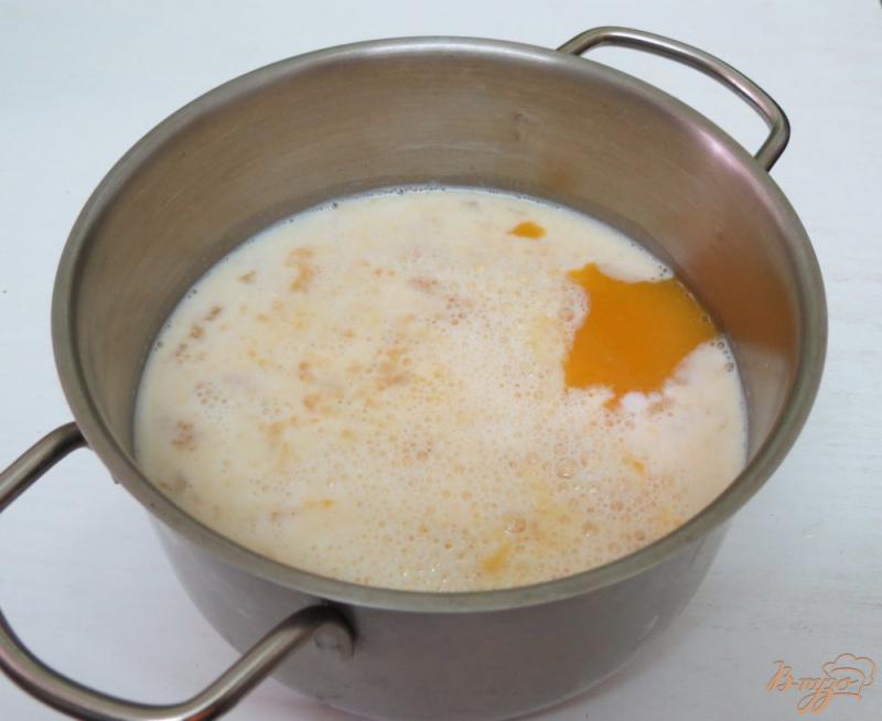 Фото приготовление рецепта: Молочный коктейль с персиками шаг №5