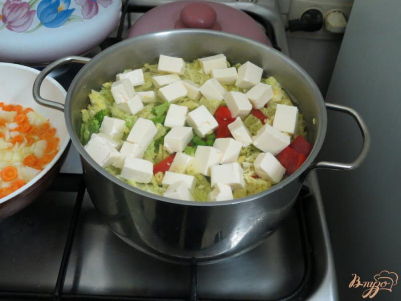 Фото приготовление рецепта: Суп с савойской капустой шаг №7