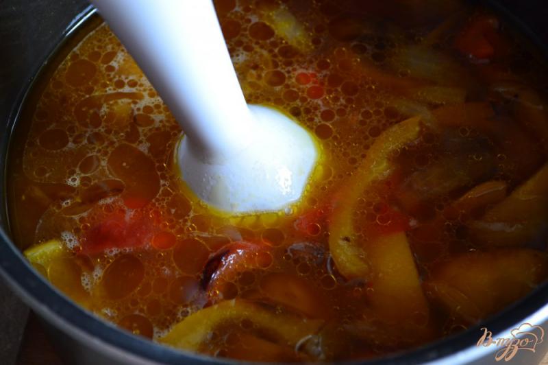 Фото приготовление рецепта: Нутовый суп пюре со сладким перцем шаг №4