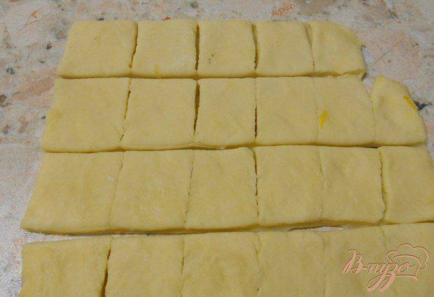 Фото приготовление рецепта: Лимонные подушечки шаг №4
