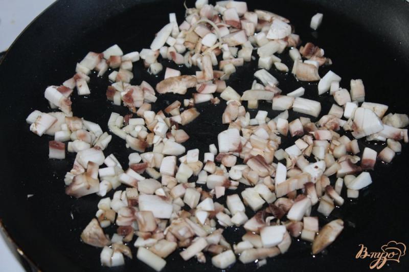 Фото приготовление рецепта: Свиные зразы с грибами и сыром шаг №3