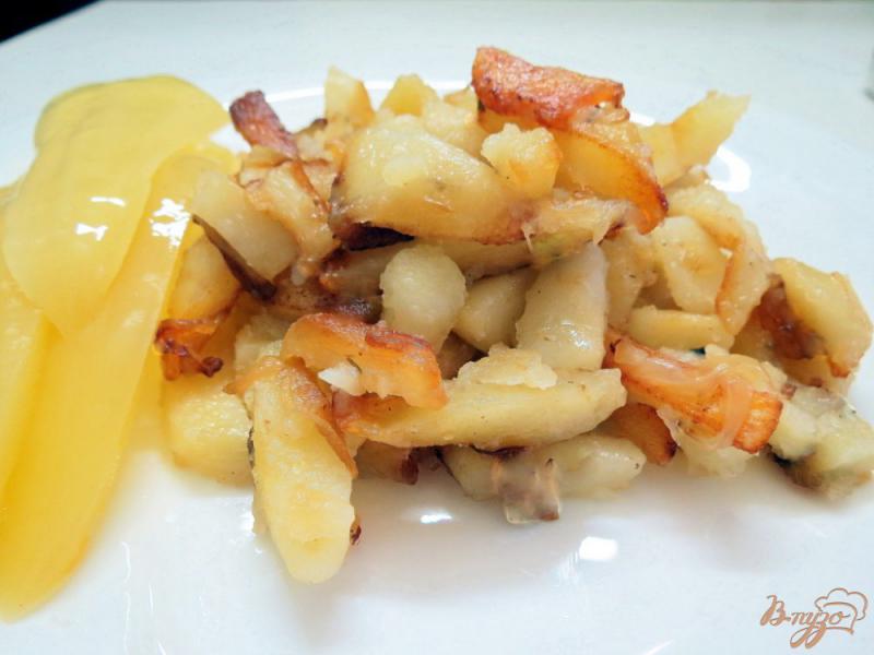 Фото приготовление рецепта: Картофель жареный на сале в мультиварке шаг №10