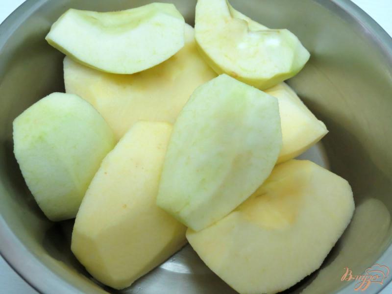 Фото приготовление рецепта: Слойка с яблоками шаг №1