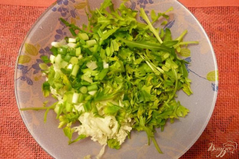 Фото приготовление рецепта: Салат из тыквы и вяленых томатов с зеленью шаг №2