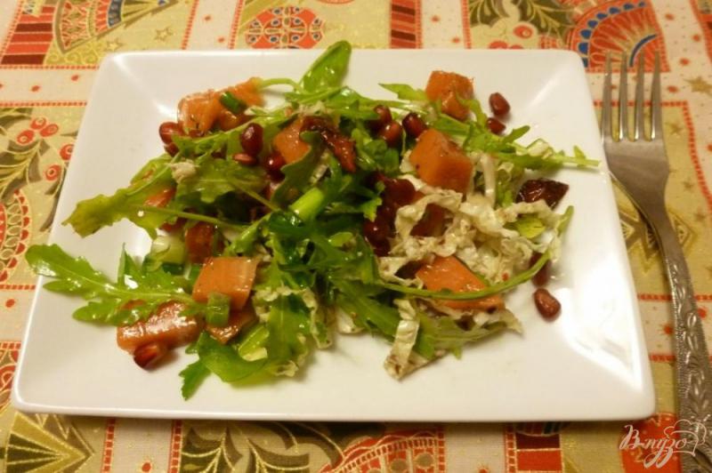 Фото приготовление рецепта: Салат из тыквы и вяленых томатов с зеленью шаг №5