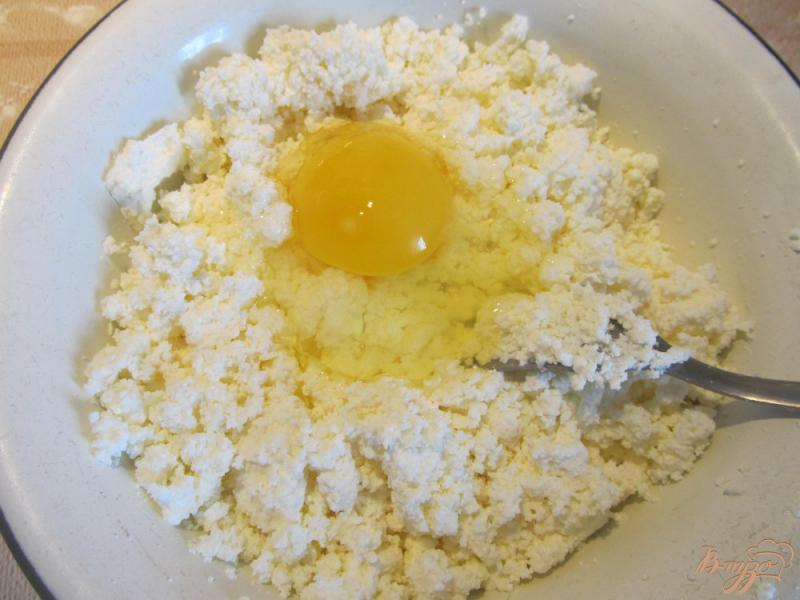 Фото приготовление рецепта: Пирог творожный «Хризантема» шаг №6