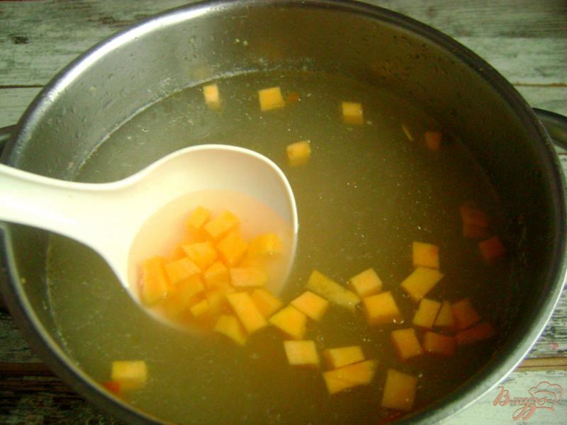 Фото приготовление рецепта: «Ирландский» сырный суп шаг №6