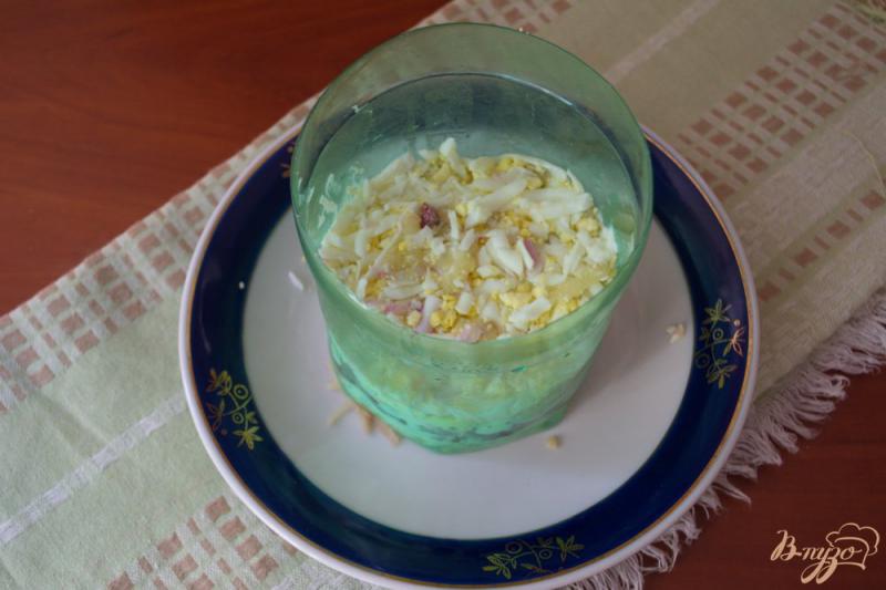 Фото приготовление рецепта: Слоеный салат с языком шаг №3