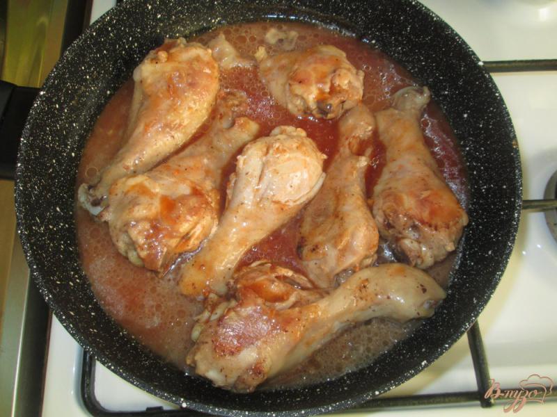 Фото приготовление рецепта: Курица в томатном соке шаг №5