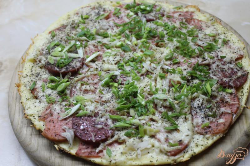 Фото приготовление рецепта: Пицца сливочно - мясная шаг №6