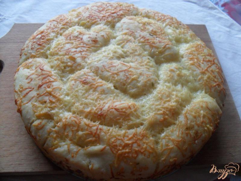 Фото приготовление рецепта: Хлеб - пампушка с чесноком и сыром шаг №9
