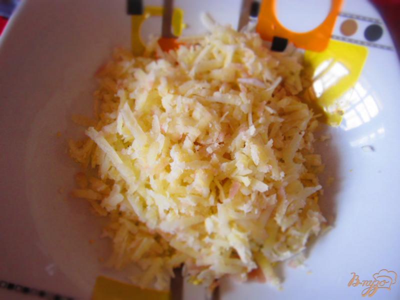 Фото приготовление рецепта: Котлеты из яиц с картофелем шаг №2