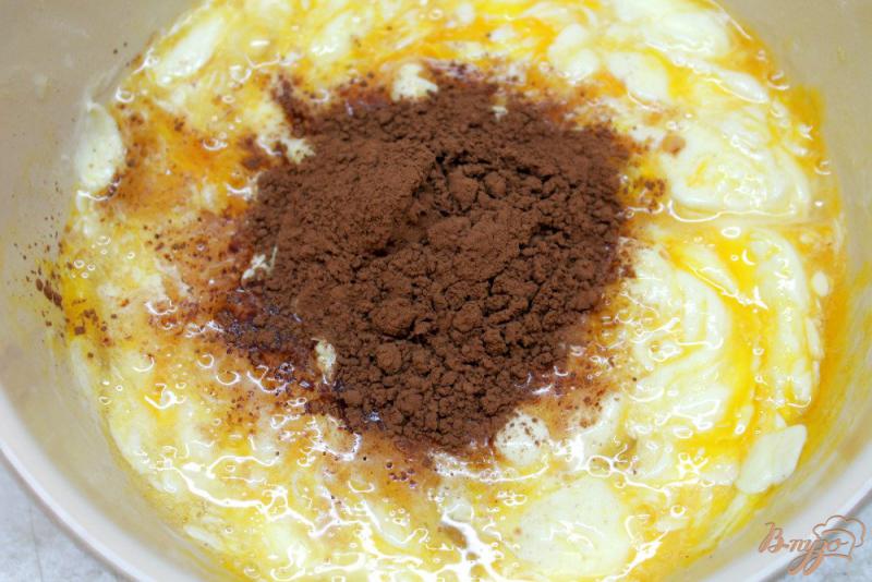 Фото приготовление рецепта: Шоколадное печенье с черносливом шаг №2