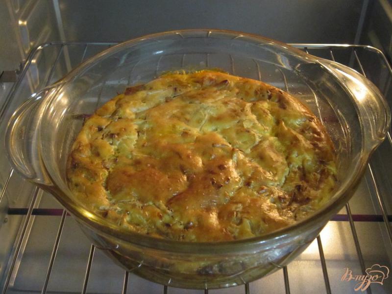 Фото приготовление рецепта: Капустный пирог с морковью шаг №10