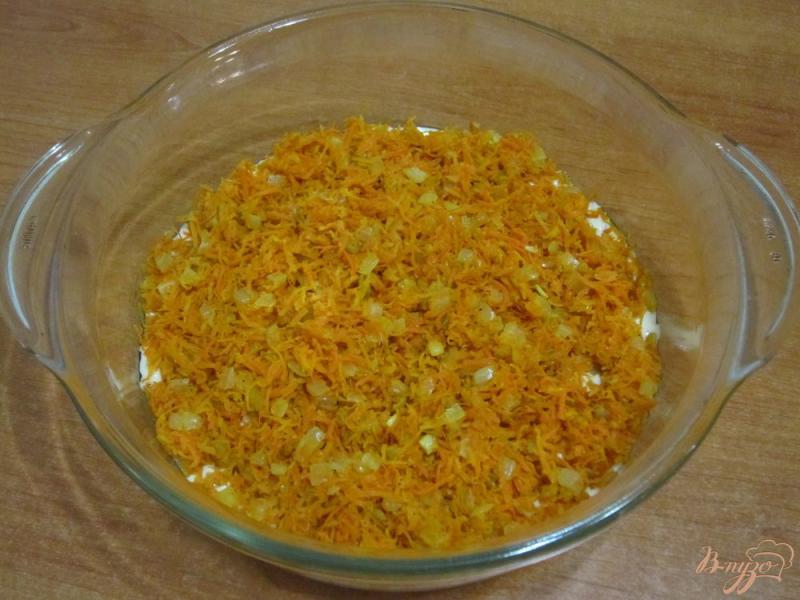 Фото приготовление рецепта: Капустный пирог с морковью шаг №8