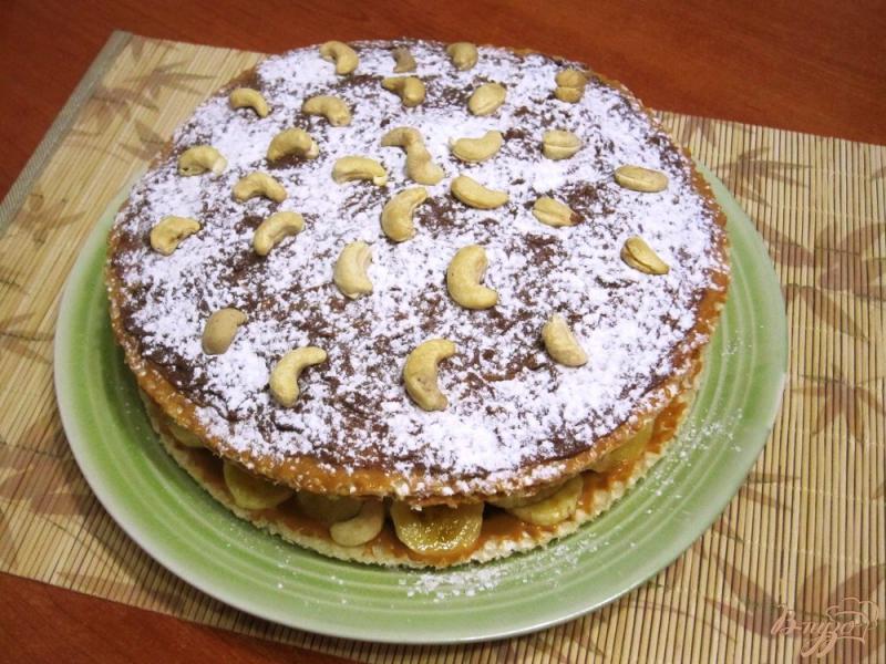 Фото приготовление рецепта: Торт с зефиром и бананами шаг №10