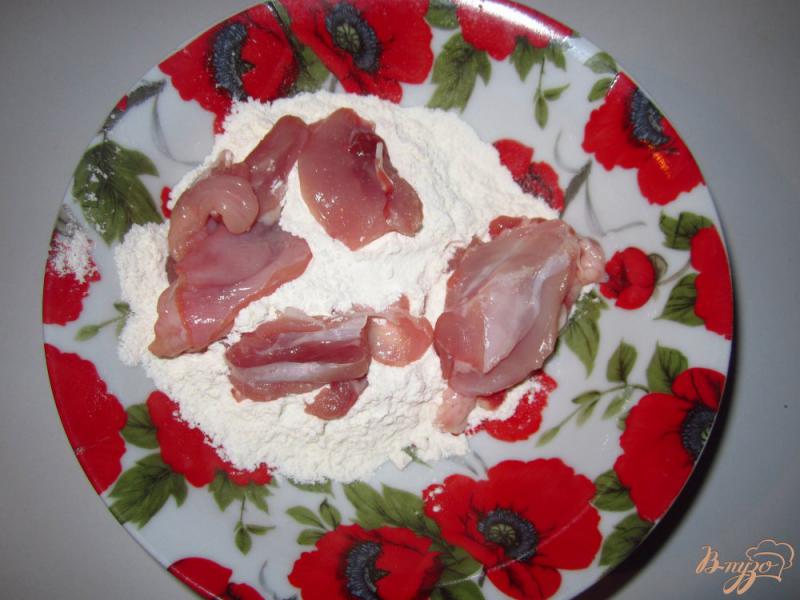 Фото приготовление рецепта: Кролик тешенный в томатном соусе шаг №2