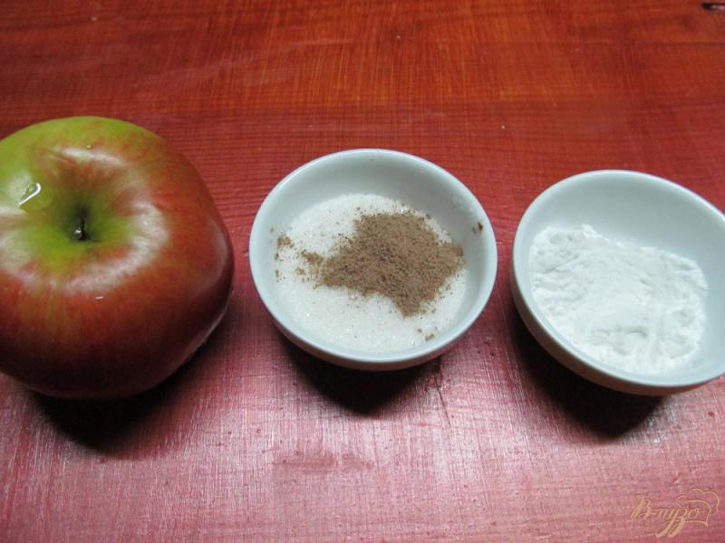 Фото приготовление рецепта: Яблочный пирог шаг №5