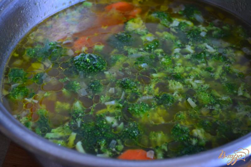 Фото приготовление рецепта: Овощной суп с рисовыми шариками шаг №2
