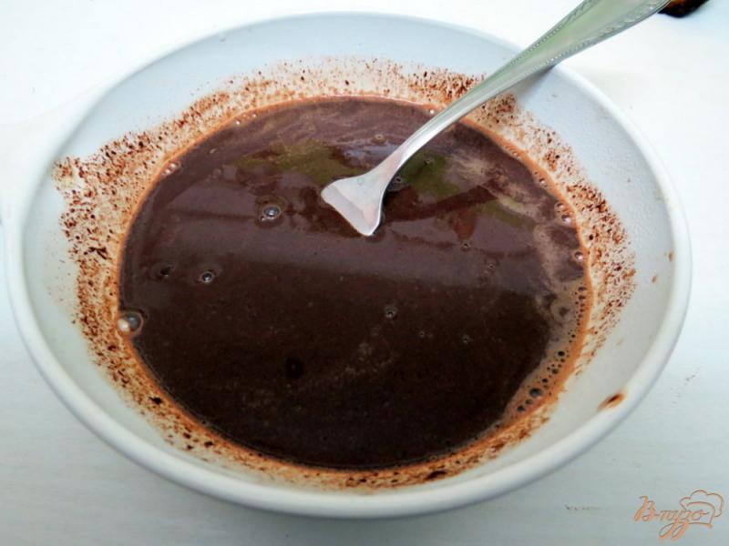 Фото приготовление рецепта: Кофе с молоком и шоколадом шаг №2