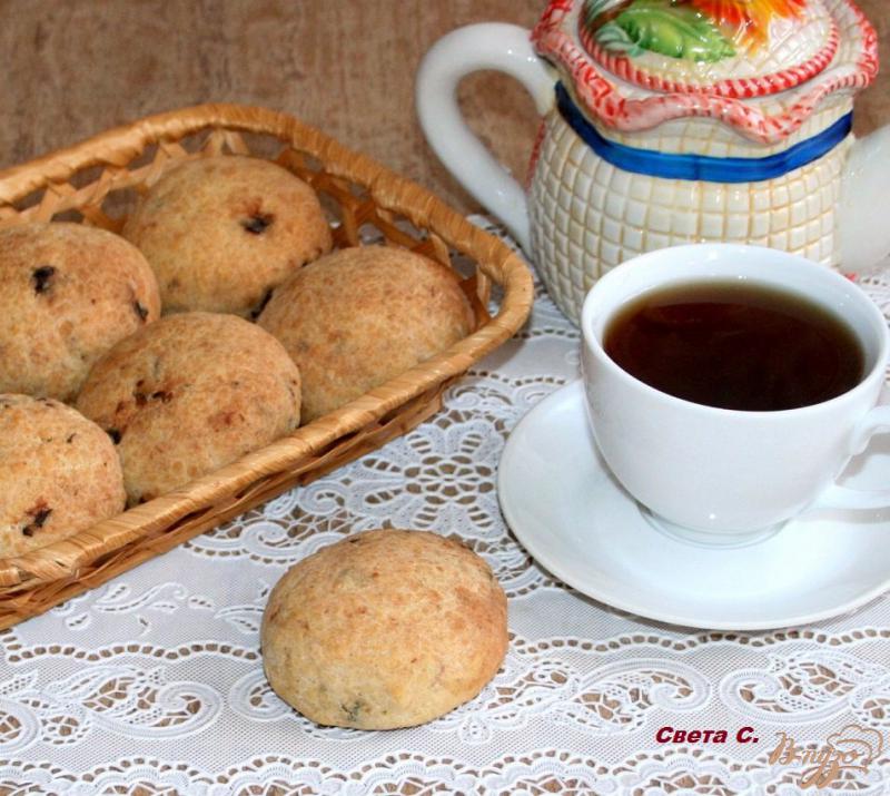 Фото приготовление рецепта: Пшенные булочки с черносливом шаг №9