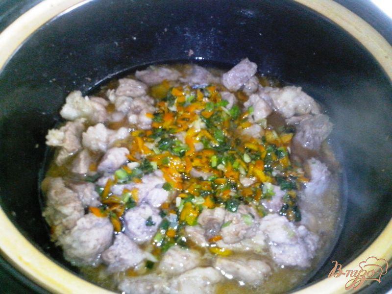 Фото приготовление рецепта: Мясо с апельсином и имбирём шаг №7