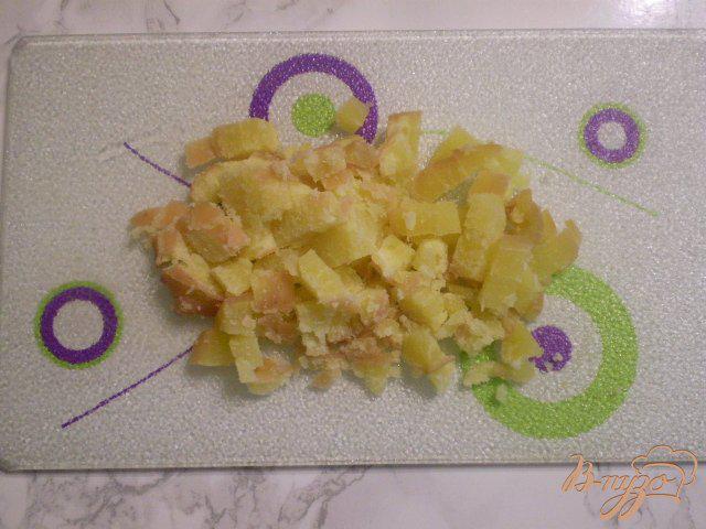 Фото приготовление рецепта: Салат со стрелками чесока шаг №3