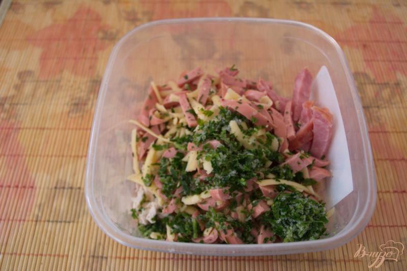 Фото приготовление рецепта: Салат к праздничному столу на скорую руку шаг №3