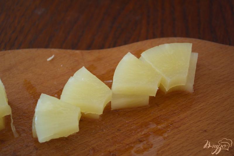 Фото приготовление рецепта: Праздничные канапе с ветчиной и ананасом шаг №1