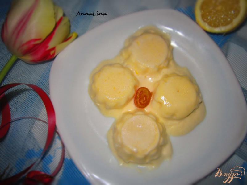 Фото приготовление рецепта: Сливочно-лимонный десерт в микроволновке шаг №5