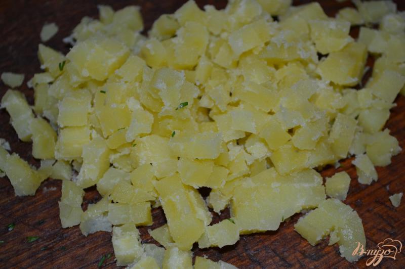 Фото приготовление рецепта: Салат из фасоли и свежего огурца шаг №2