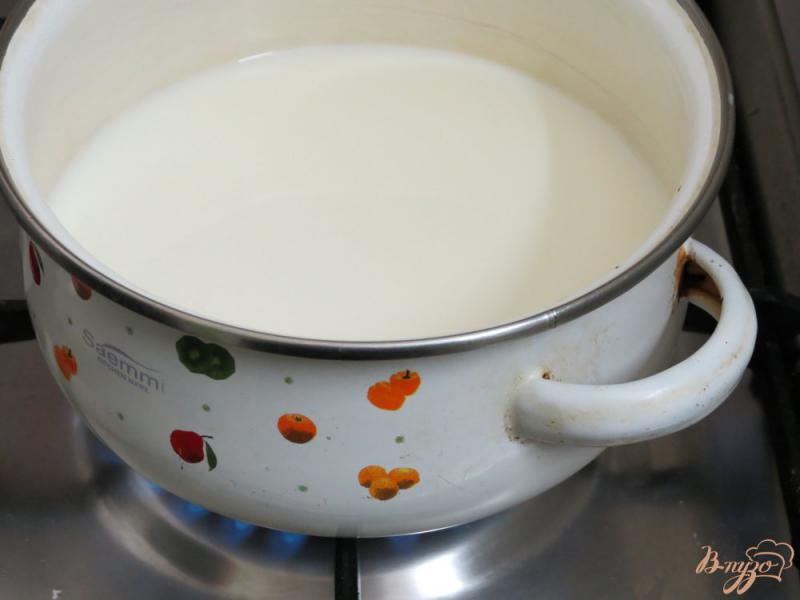 Фото приготовление рецепта: Куриное филе в молоке шаг №3