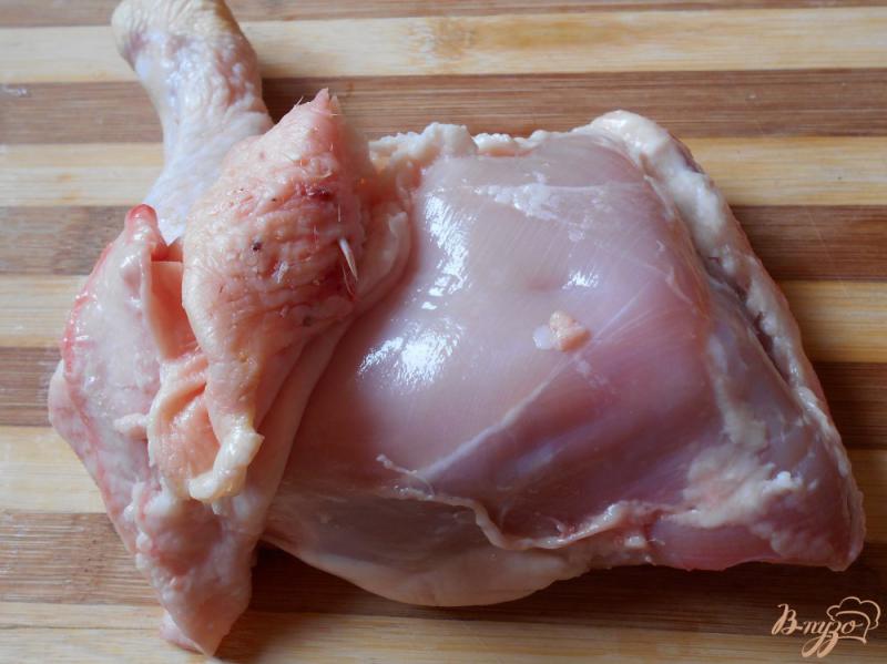 Фото приготовление рецепта: Фаршированные куриные окорочка шаг №1