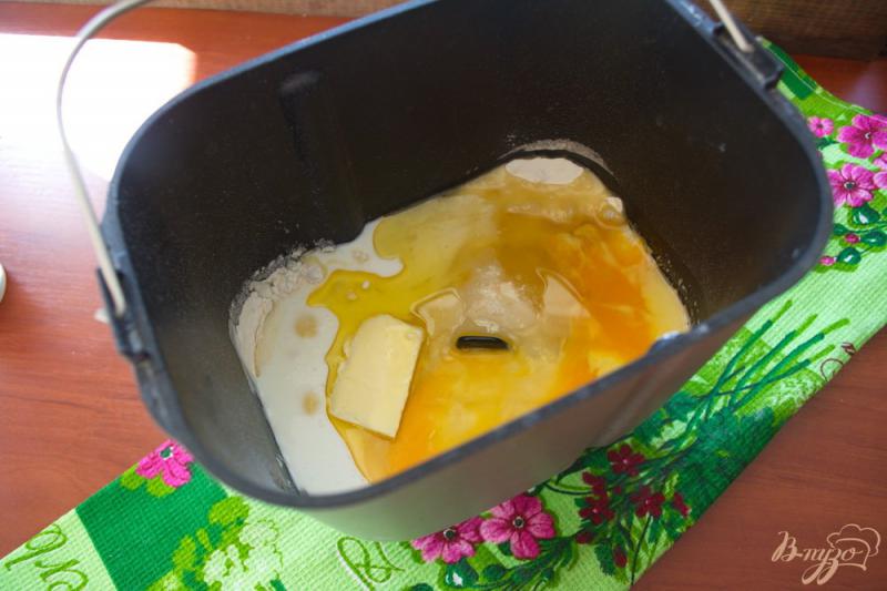 Фото приготовление рецепта: Домашние дрожжевые сладкие булочки с корицей, маком и сахаром. шаг №5